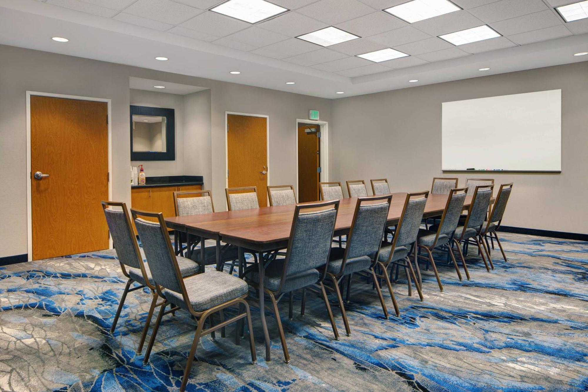 Fairfield Inn And Suites Carlsbad Bagian luar foto