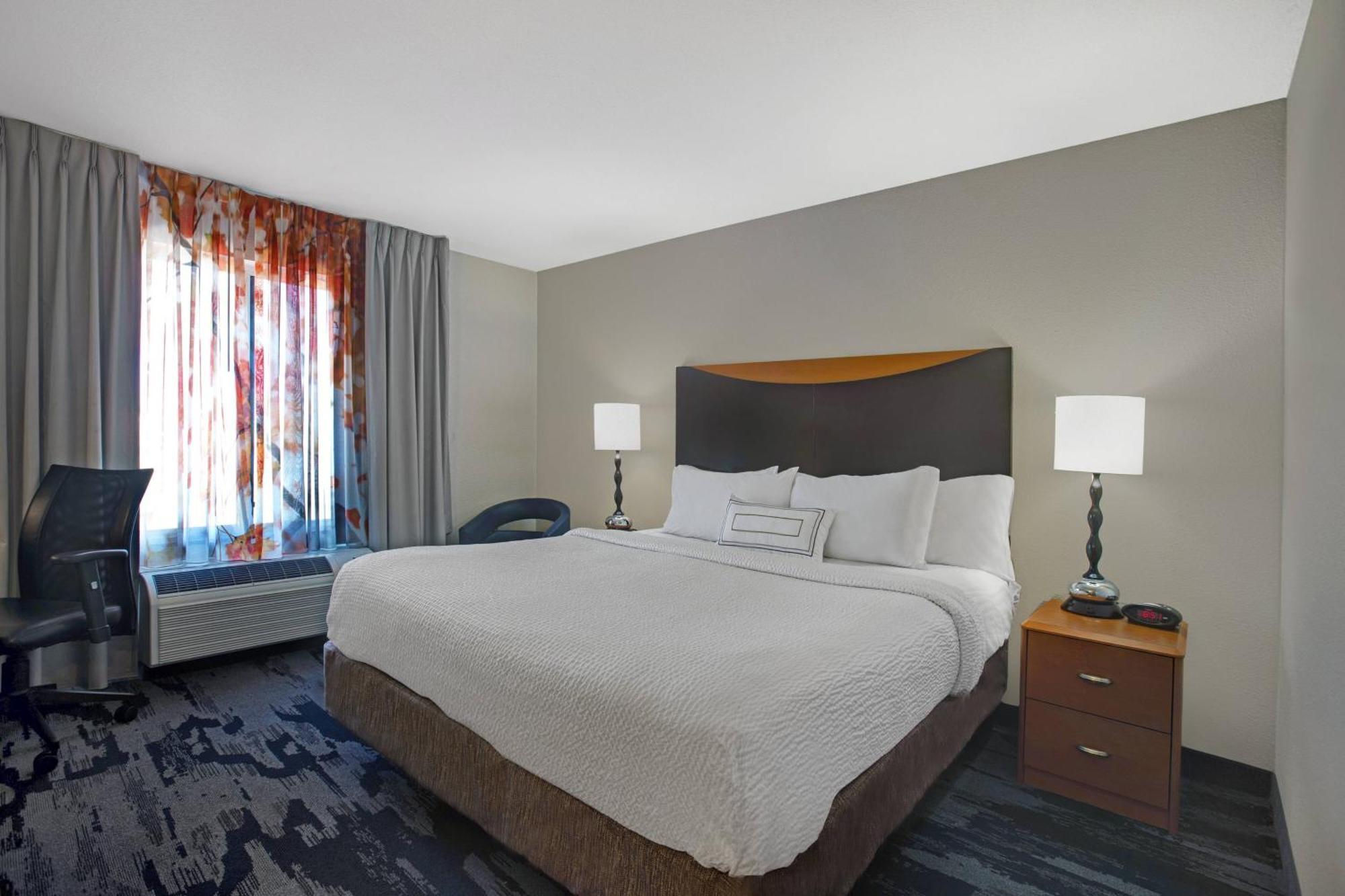Fairfield Inn And Suites Carlsbad Bagian luar foto