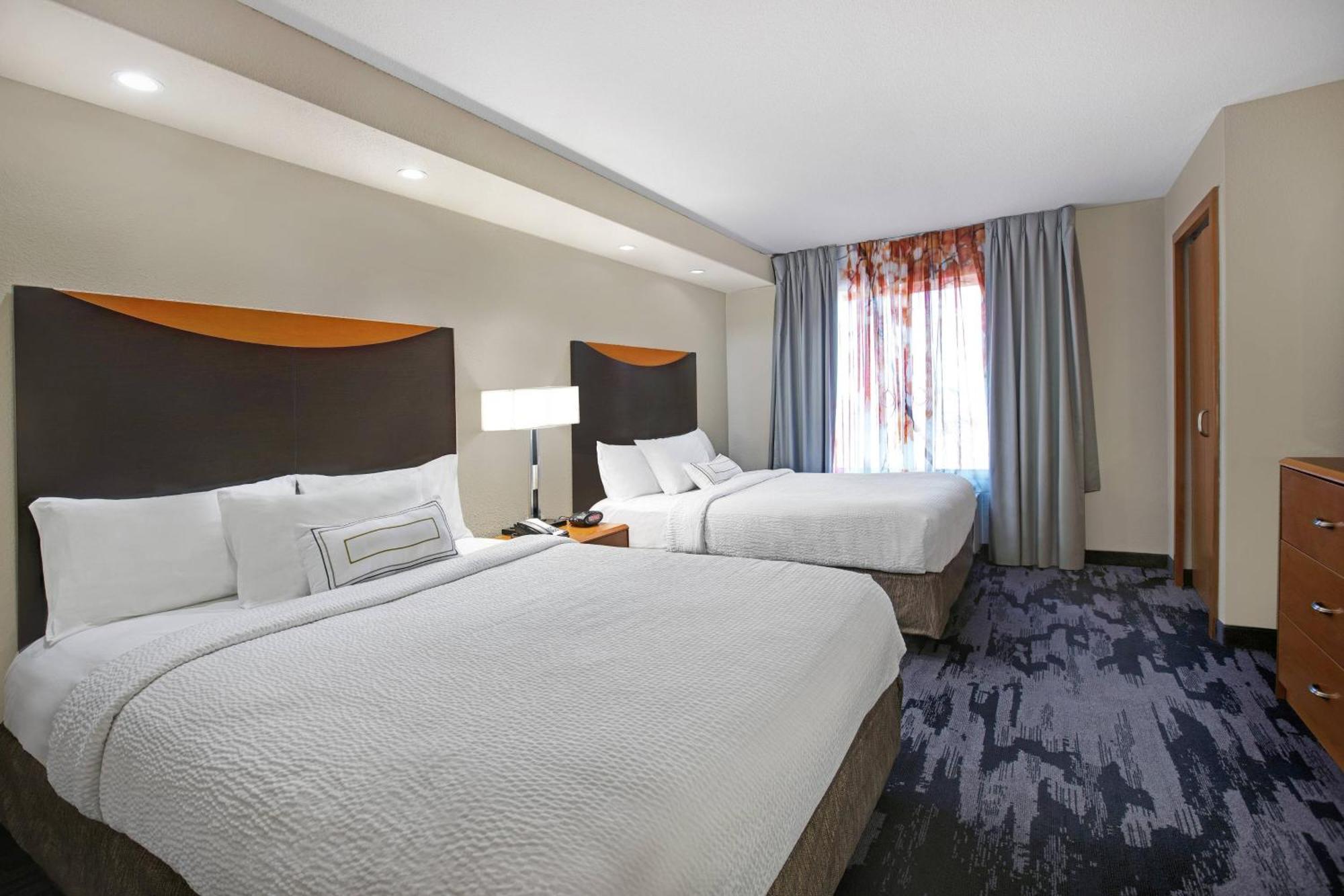 Fairfield Inn And Suites Carlsbad Bagian luar foto