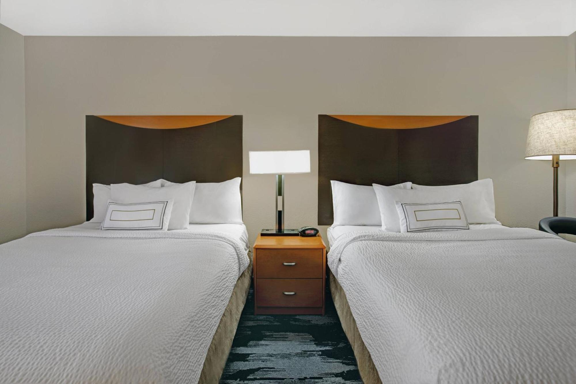 Fairfield Inn And Suites Carlsbad Bagian luar foto