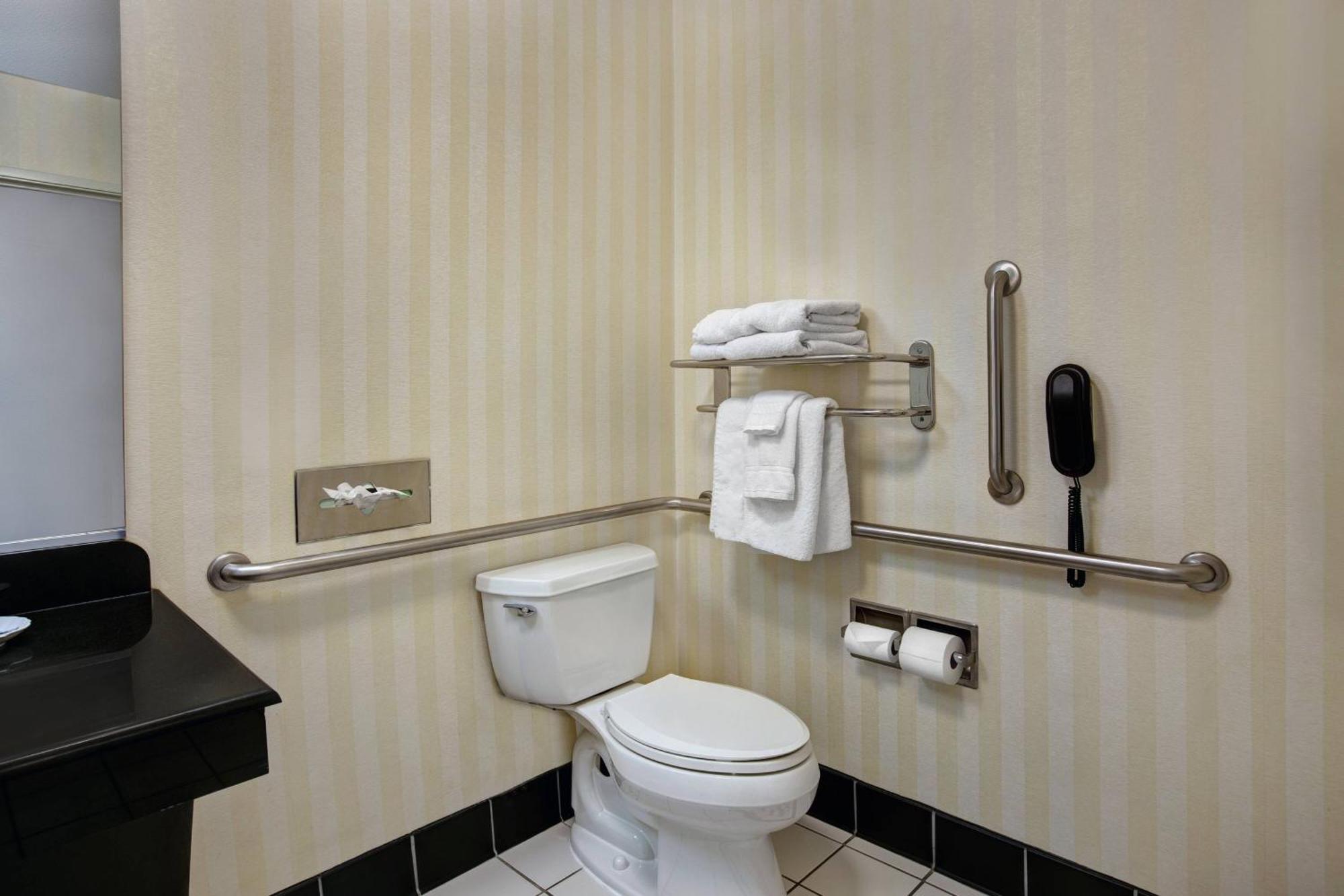 Fairfield Inn And Suites Carlsbad Bagian luar foto