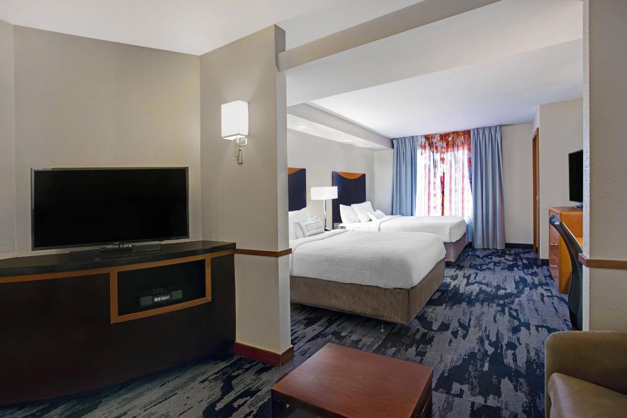 Fairfield Inn And Suites Carlsbad Bagian luar foto