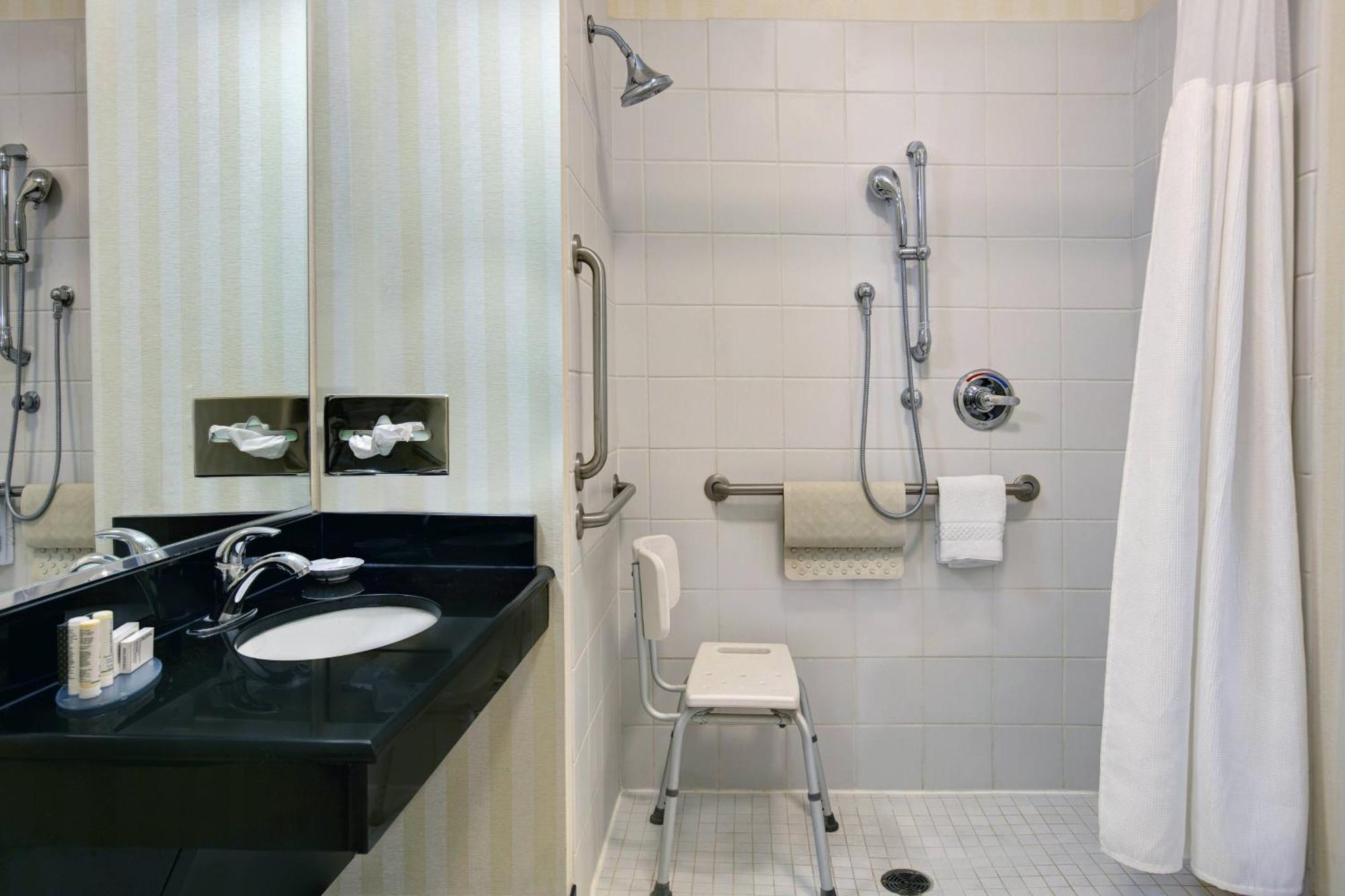 Fairfield Inn And Suites Carlsbad Bagian luar foto