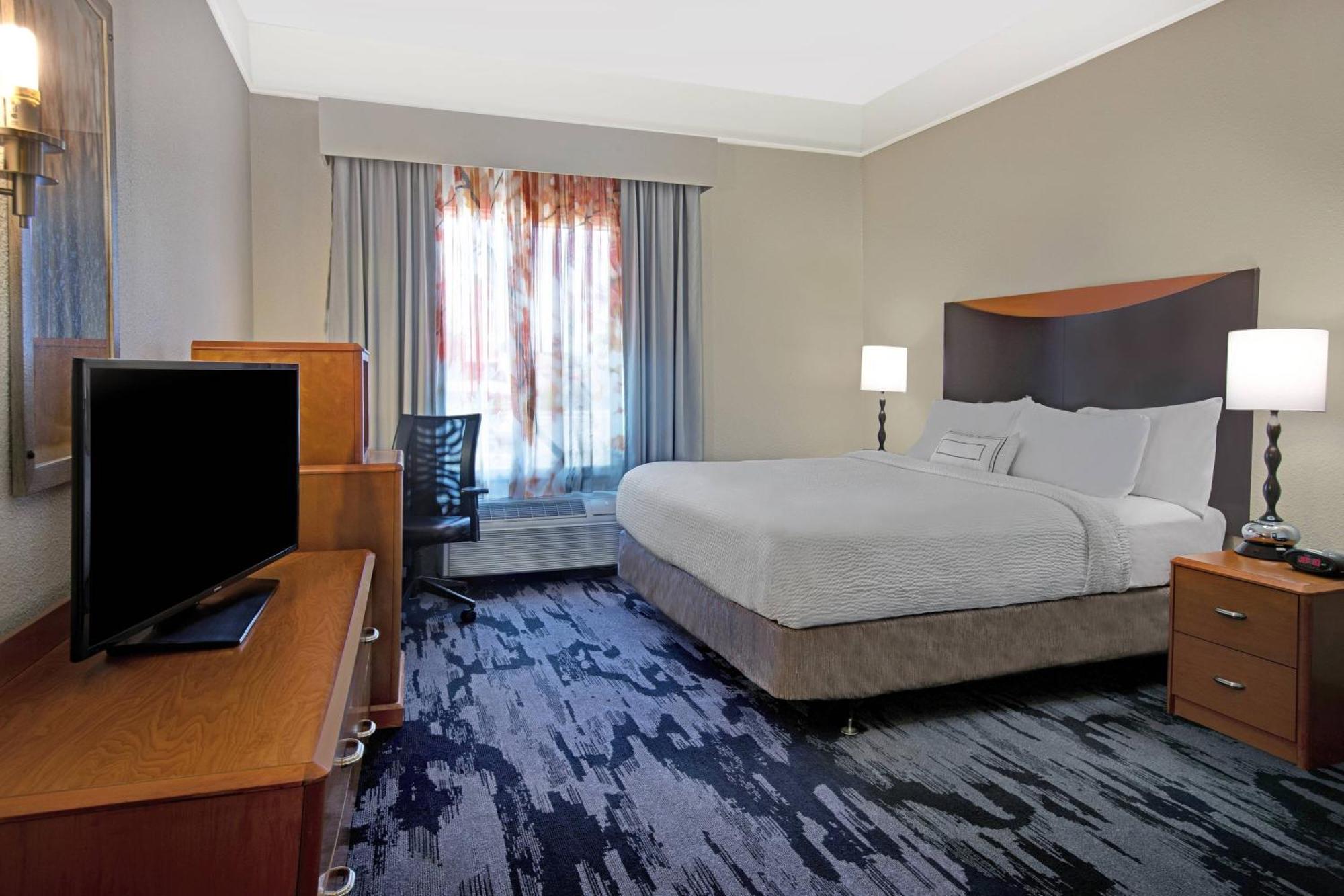 Fairfield Inn And Suites Carlsbad Bagian luar foto