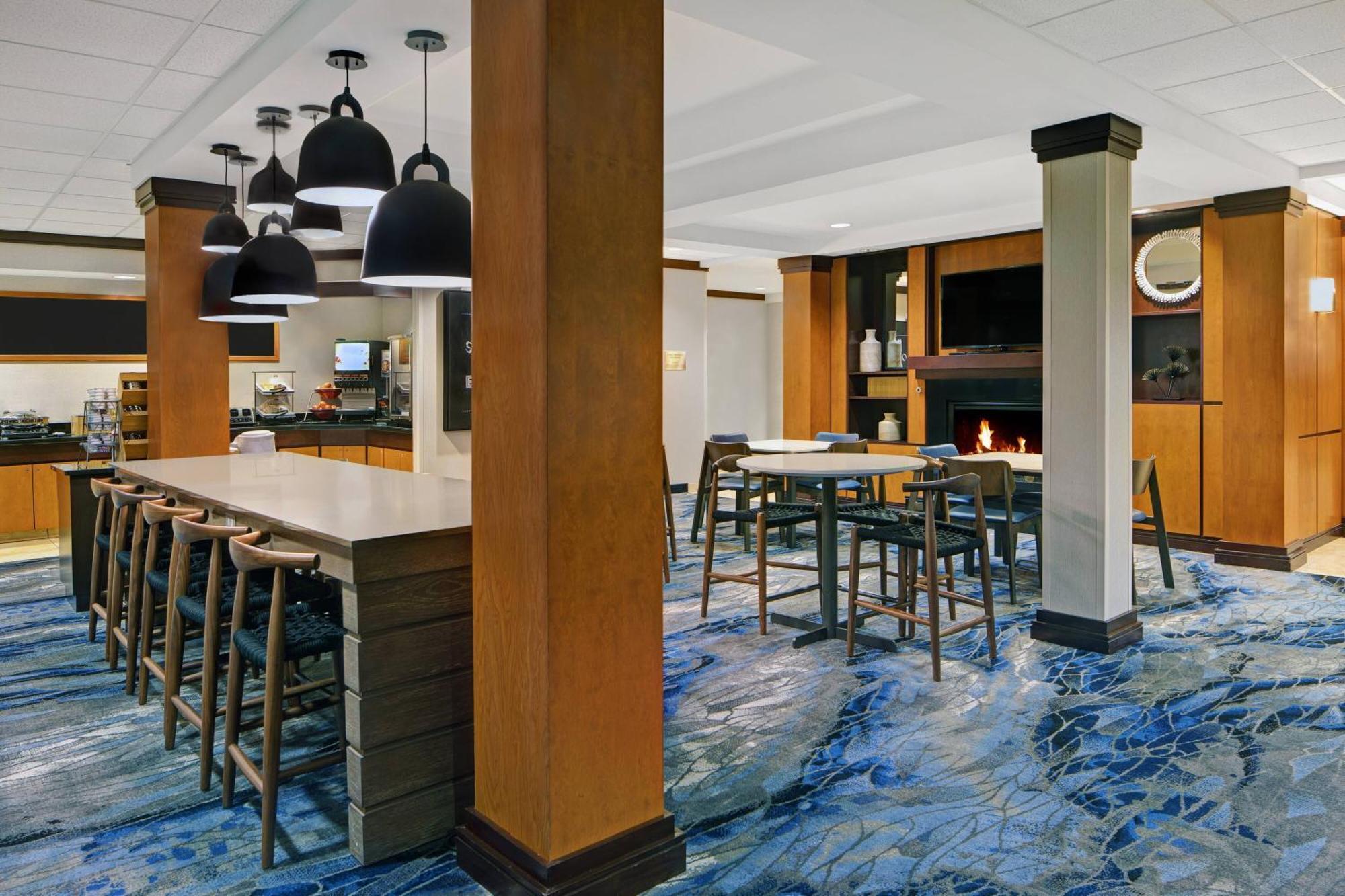 Fairfield Inn And Suites Carlsbad Bagian luar foto
