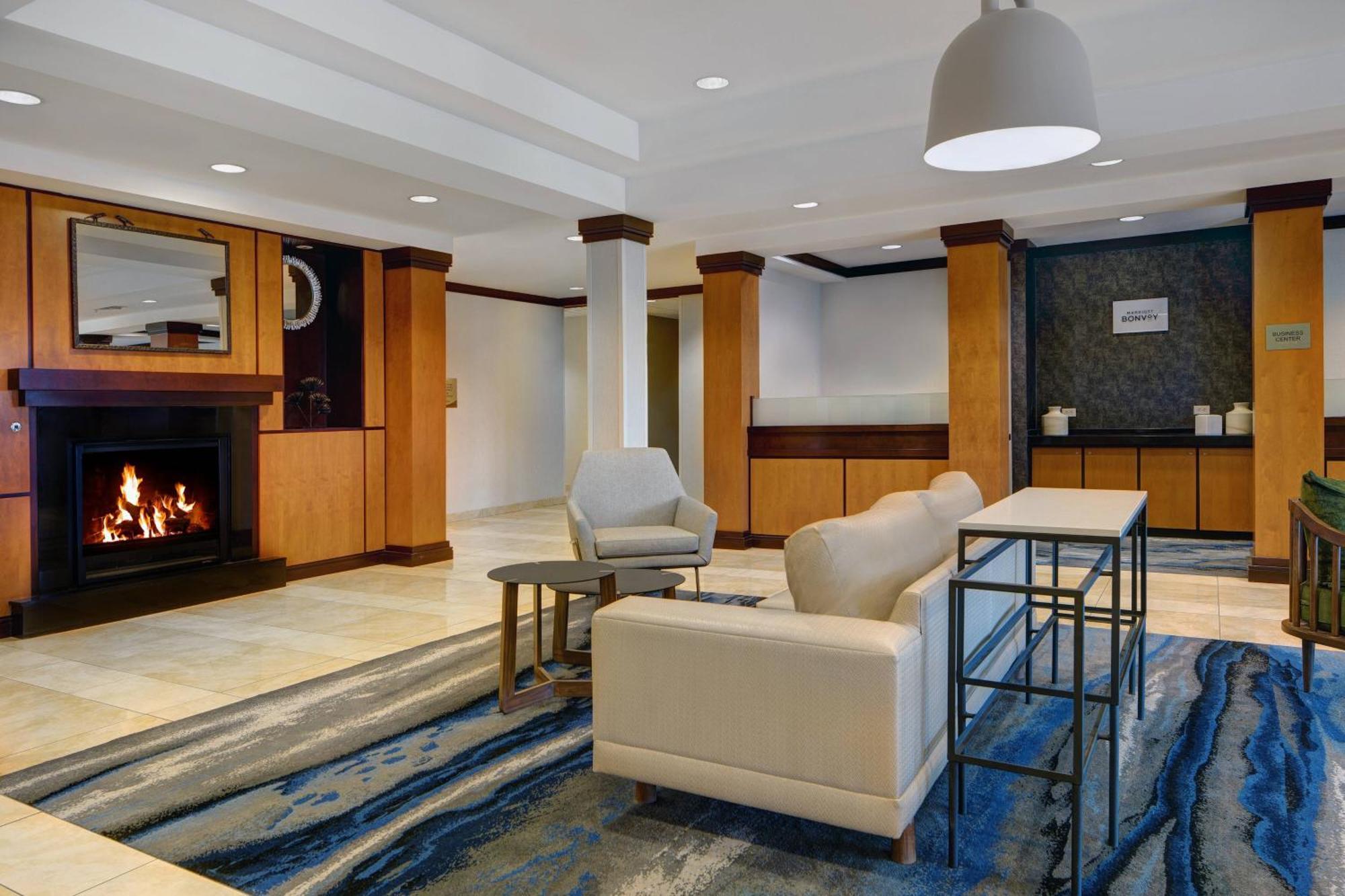 Fairfield Inn And Suites Carlsbad Bagian luar foto