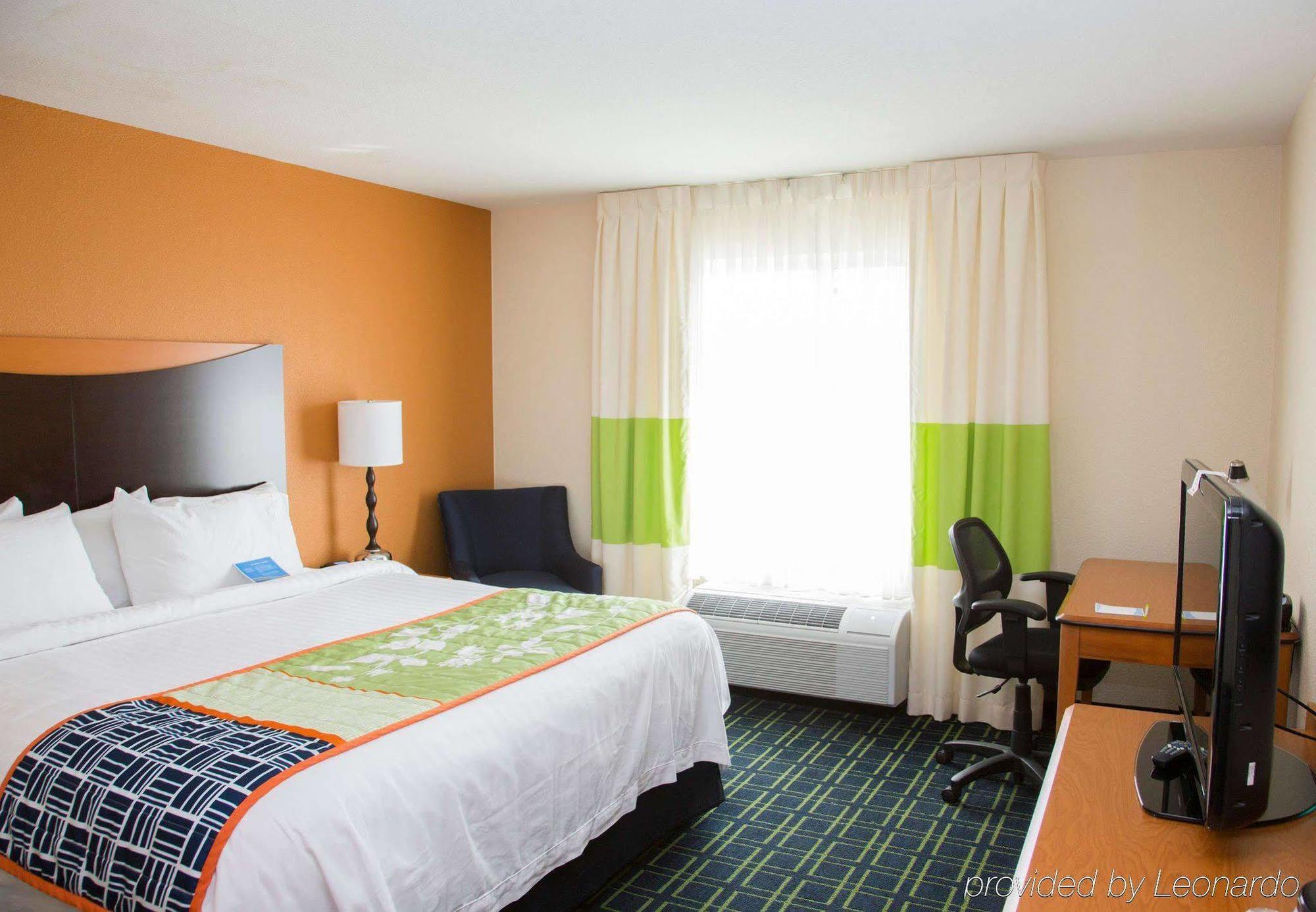 Fairfield Inn And Suites Carlsbad Bagian luar foto